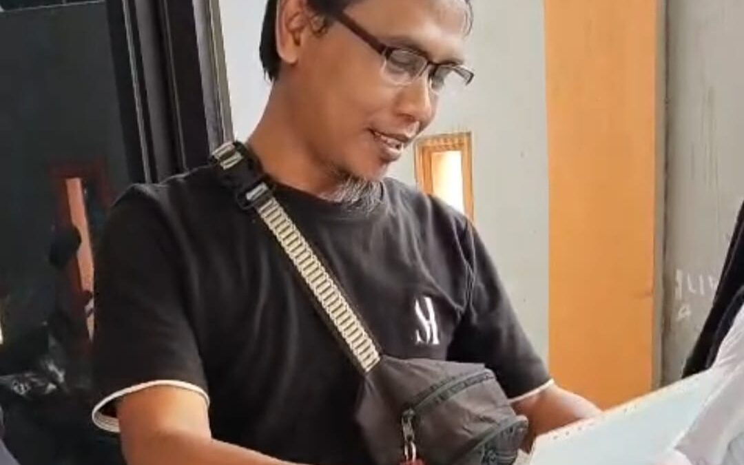TESTIMONI MASYARAKAT TERHADAP PELAYANAN PEMERINTAH DESA CIBALUNG