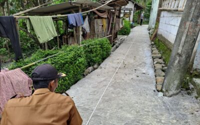 PEMBANGUNAN RABAT BETON JALAN GANG DUSUN KALIMATI DESA CIBALUNG